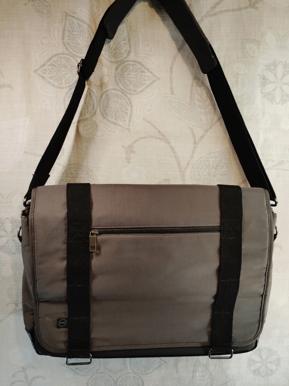 Dell Gray and Black Laptop Messenger Bag